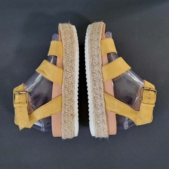 Universal Thread Agnes Microsuede Flatform Espadrilles Sandals Womens 6.5 Yellow - Picture 4 of 10